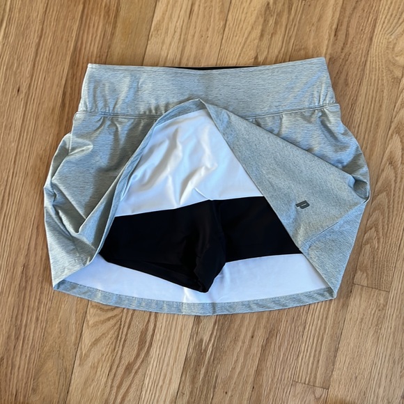 Women’s Gray Prince Tennis Skirt - Picture 3 of 5